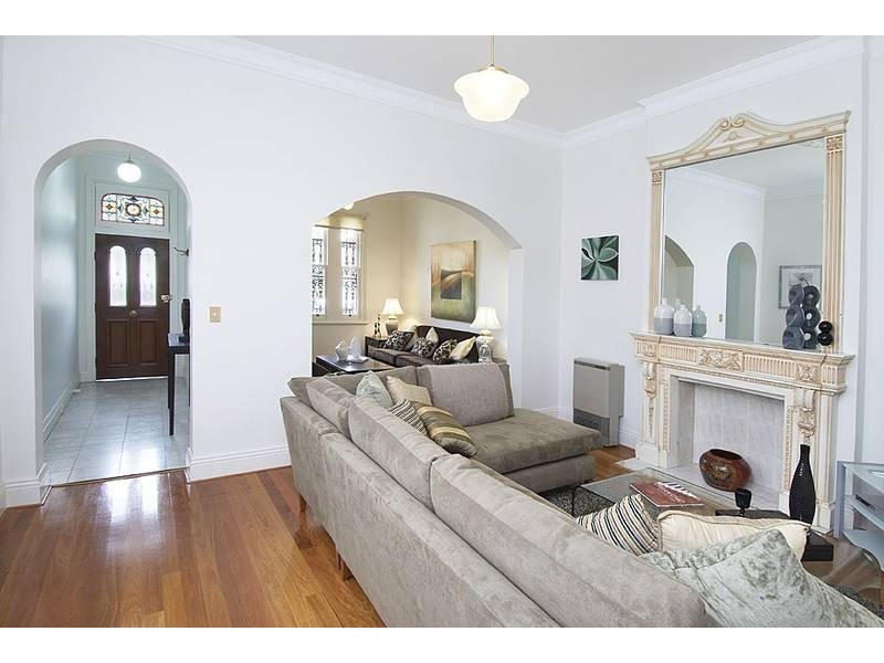 2 Henry Street, Lewisham NSW 2049