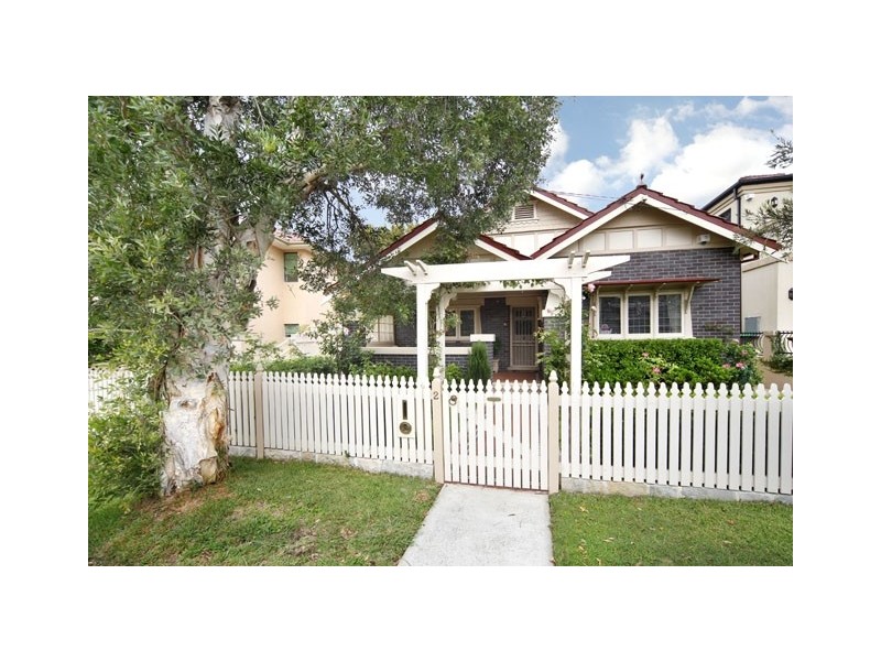 2 Euston Road, Hurlstone Park NSW 2193