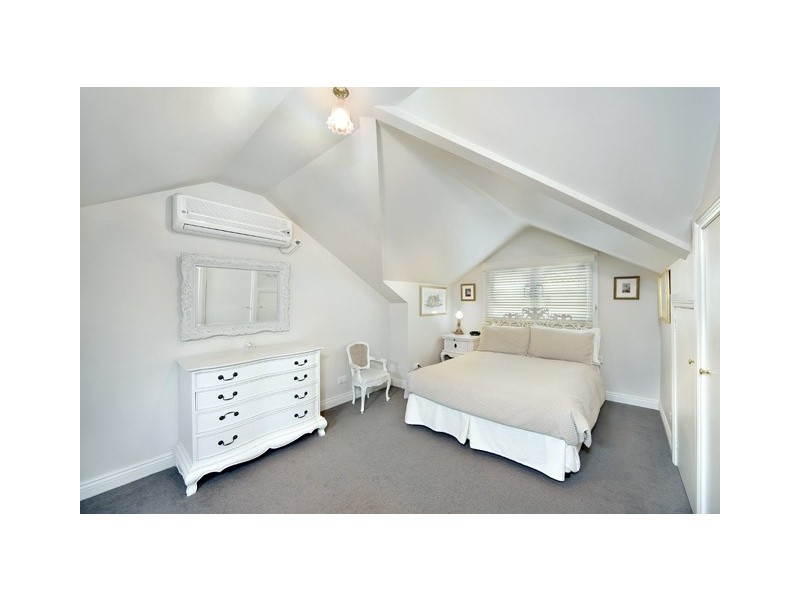 2 Euston Road, Hurlstone Park NSW 2193