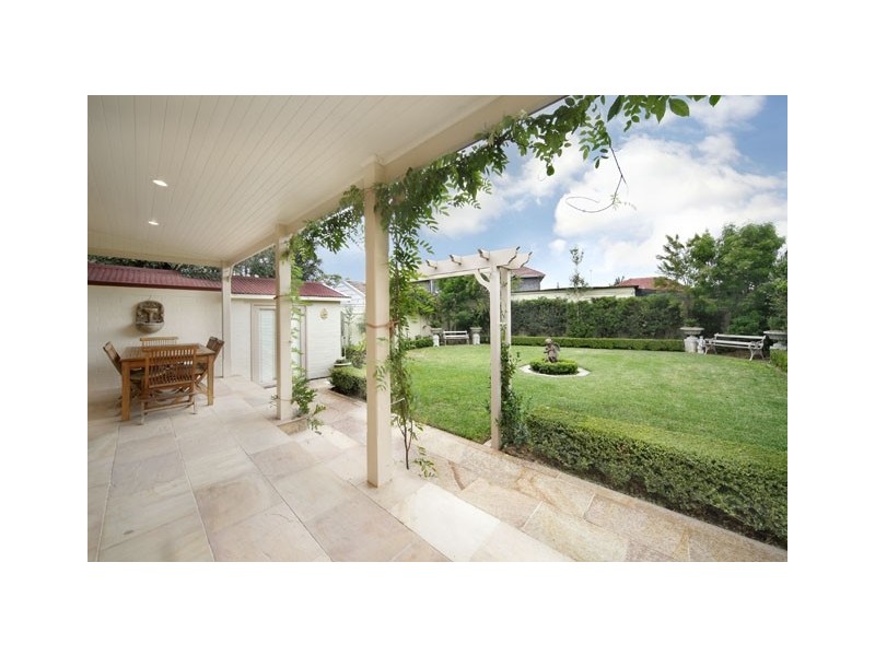 2 Euston Road, Hurlstone Park NSW 2193