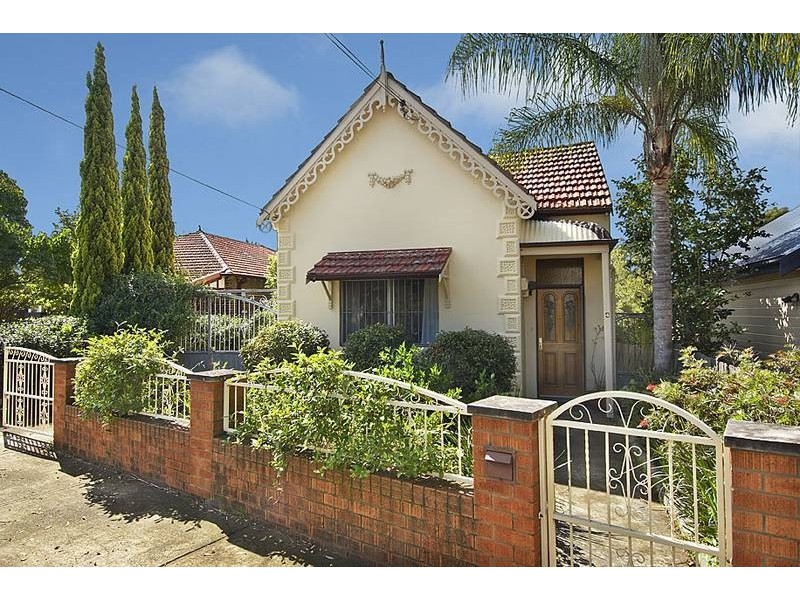 4 Maddock Street, Dulwich Hill NSW 2203