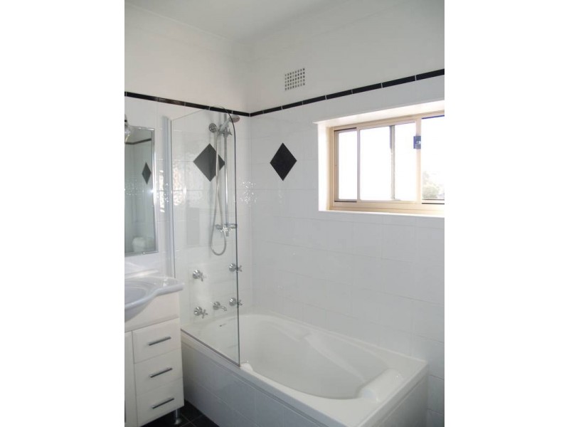 9/92 Moonbie Street, Summer Hill NSW 2130