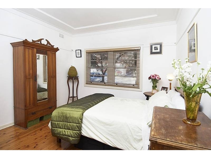 2/32 Bartlett Street, Summer Hill NSW 2130