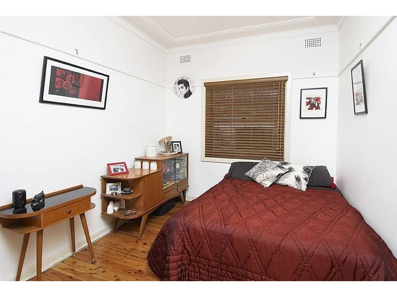 2/32 Bartlett Street, Summer Hill NSW 2130