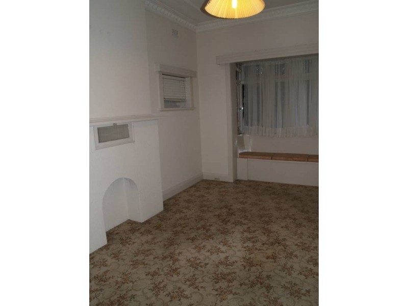 2 Yeo Avenue, Ashfield NSW 2131