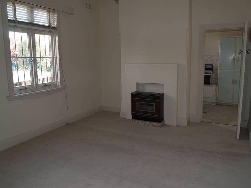 2 Yeo Avenue, Ashfield NSW 2131