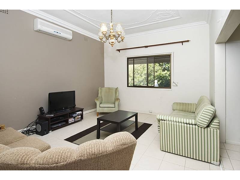 33 Smith Street, Summer Hill NSW 2130
