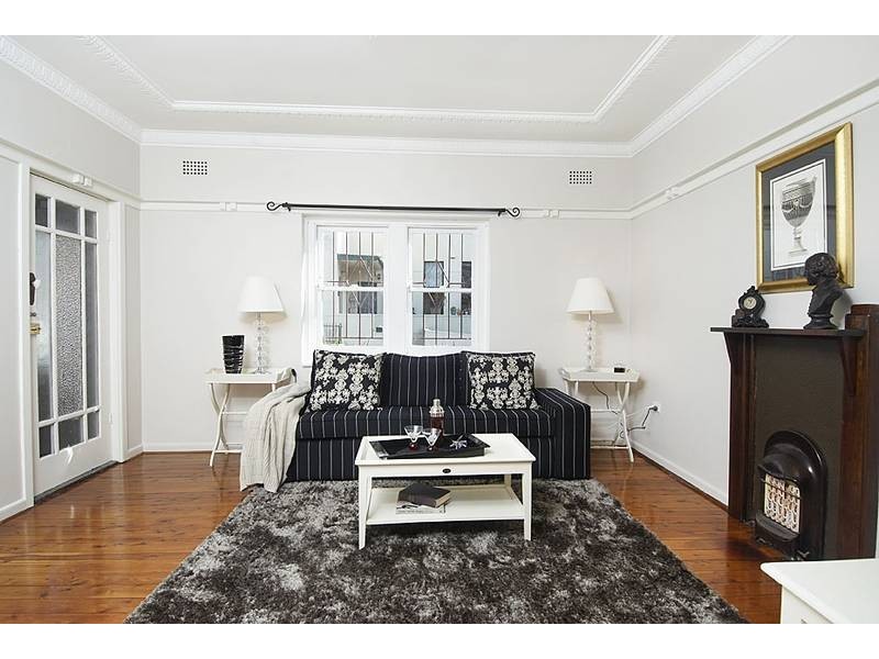 2/1a Sunning Place, Summer Hill NSW 2130