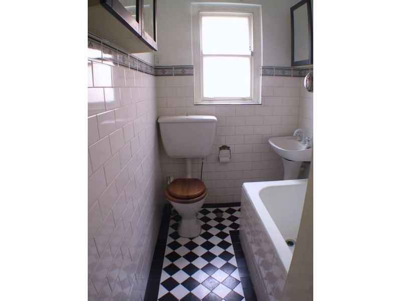 1/74 Kensington Road, Summer Hill NSW 2130