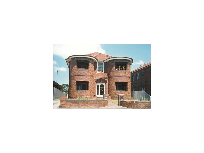 4/10 Hillcrest Avenue, Ashfield NSW 2131