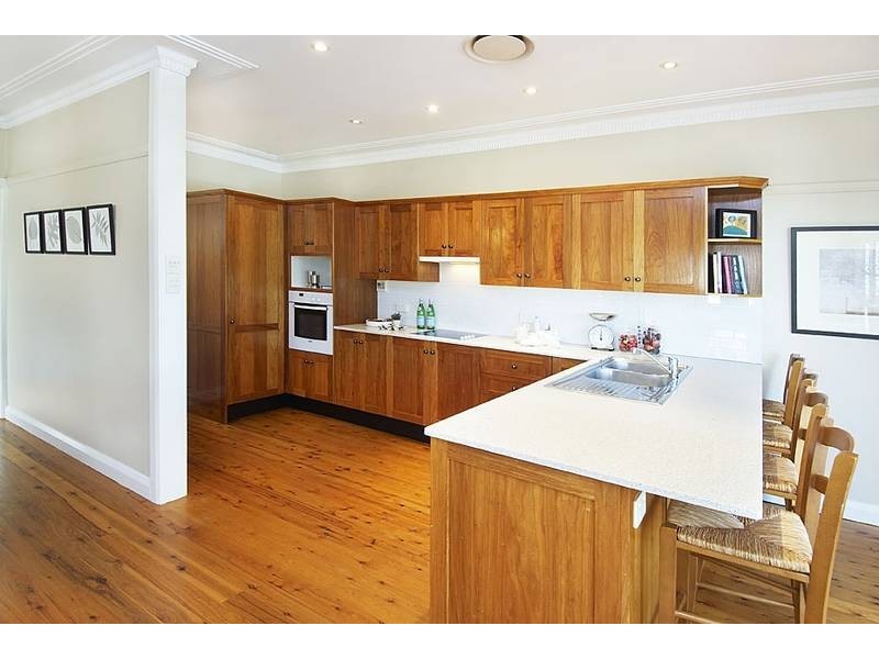 18 Victoria Square, Ashfield NSW 2131