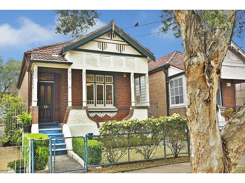 19 Third Street, Ashbury NSW 2193
