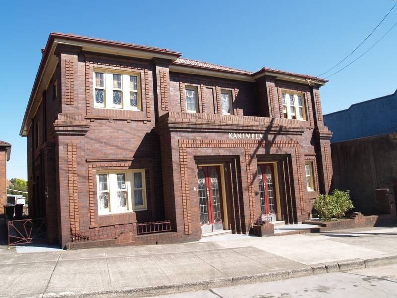 2/114 Audley Street, Petersham NSW 2049
