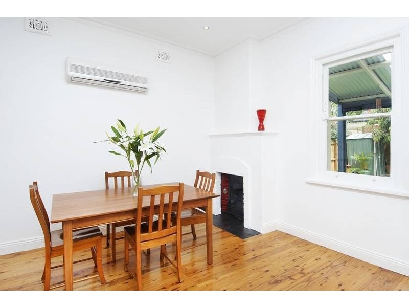 16 Dunstaffenage Street, Hurlstone Park NSW 2193