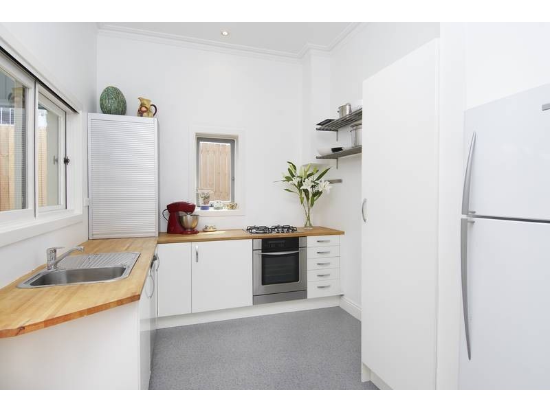 16 Dunstaffenage Street, Hurlstone Park NSW 2193