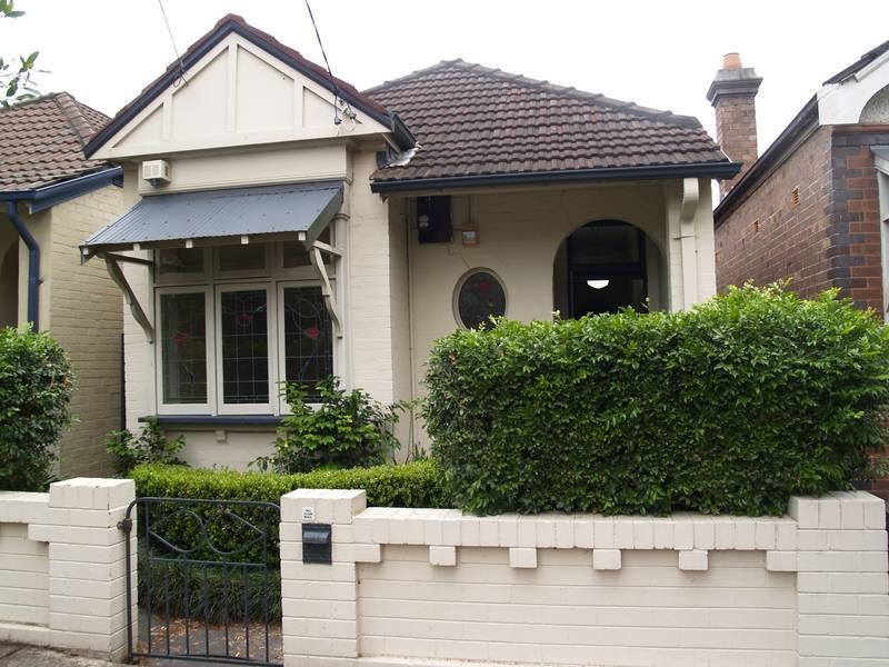 28 Nowranie Street, Summer Hill NSW 2130