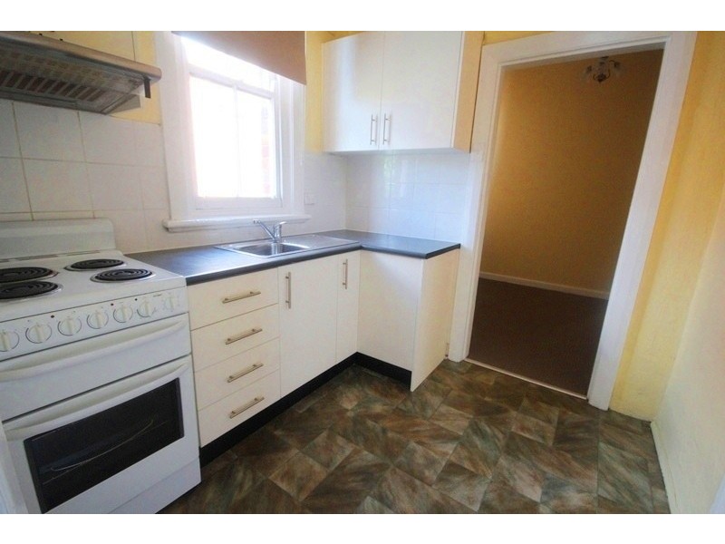 2/121 Carlton Crescent, Summer Hill NSW 2130