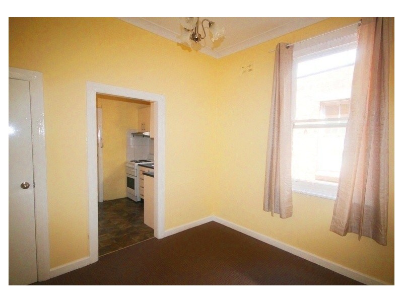 2/121 Carlton Crescent, Summer Hill NSW 2130