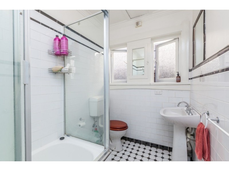 2/195A Stanmore Road, Stanmore NSW 2048