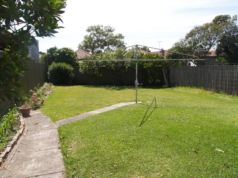 38 Abergeldie Street, Dulwich Hill NSW 2203