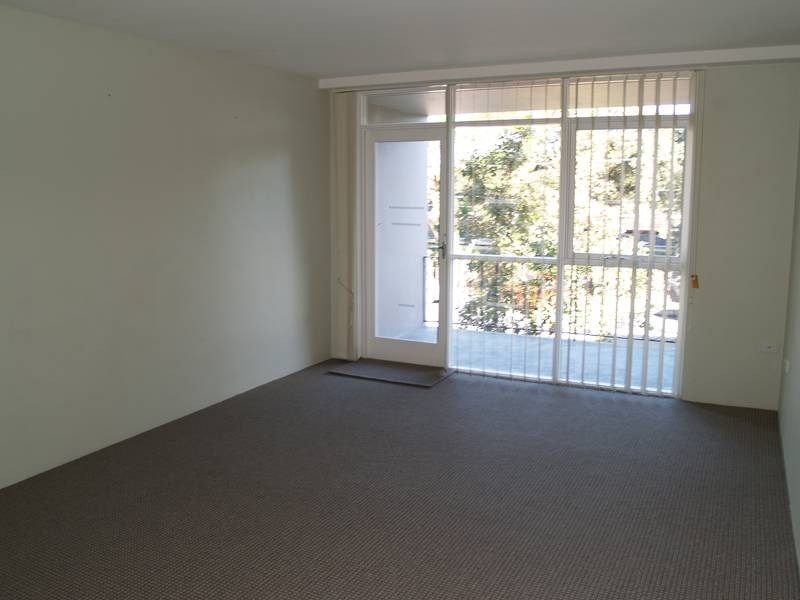 2/55 Grosvenor Crescent, Summer Hill NSW 2130