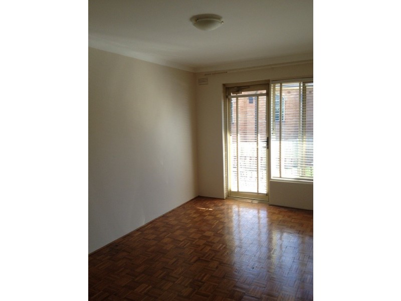 4/43 Canterbury Road (Hurlstone Park boarder), Canterbury NSW 2193