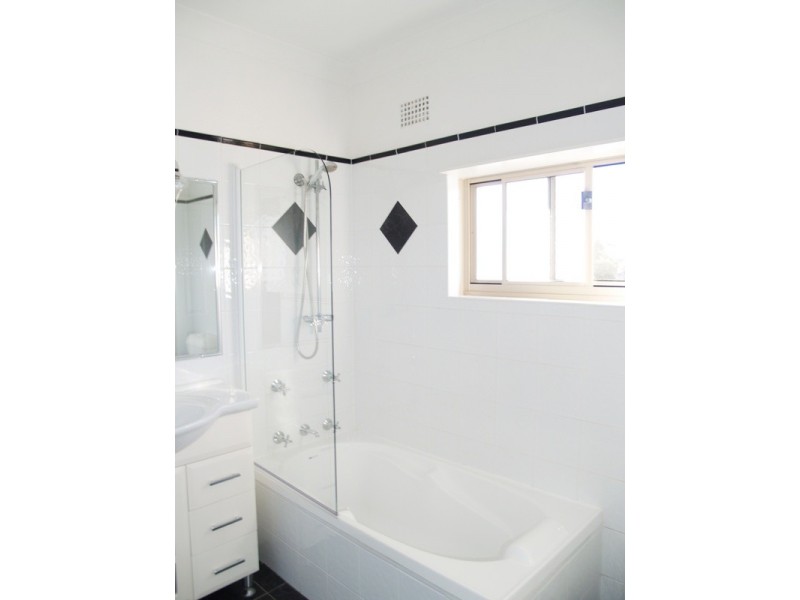 9/92 Moonbie Street, Summer Hill NSW 2130