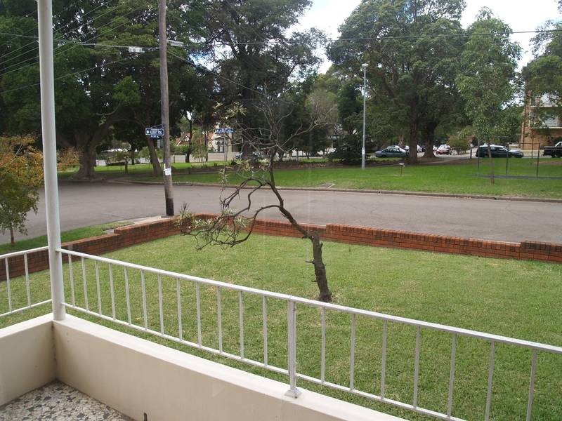 1/42-44 Albert Parade, Ashfield NSW 2131