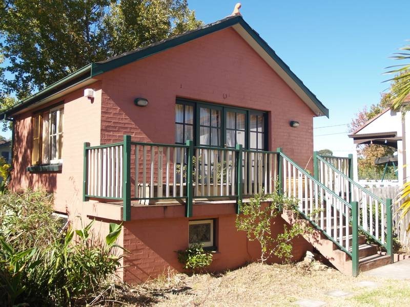 82 Floss Street, Hurlstone Park NSW 2193