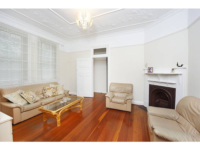 7 Gould Avenue, Petersham NSW 2049