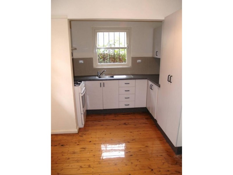 2/5 The Esplanade, Ashfield NSW 2131