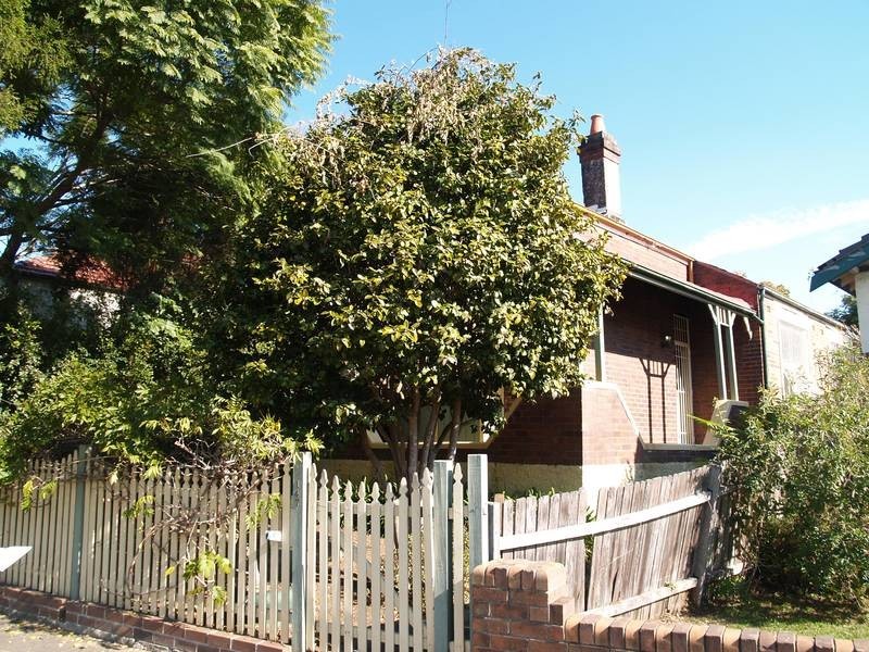 147 Queen Street, Ashfield NSW 2131