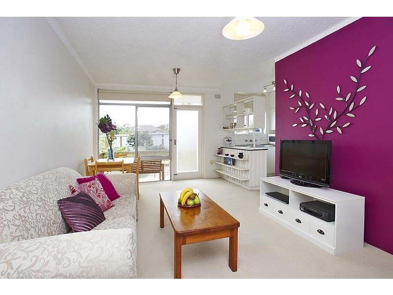 2/38 B Ewart Street, Marrickville NSW 2204