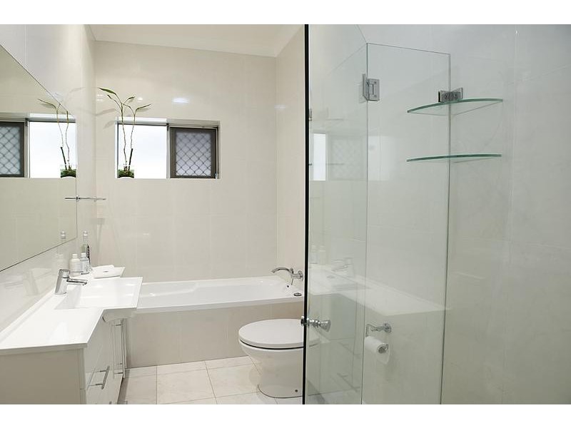 15 Pine Avenue, Five Dock NSW 2046