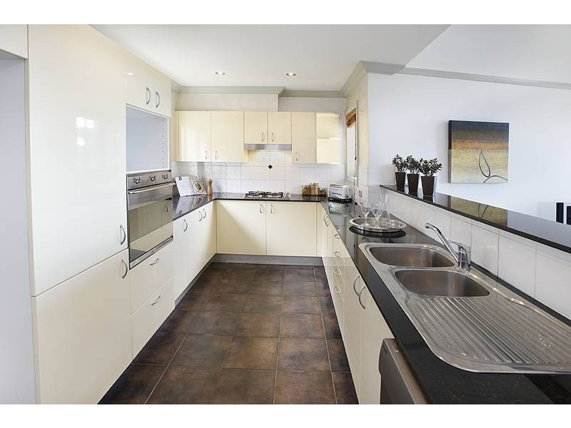 2B Undercliffe Lane, Earlwood NSW 2206