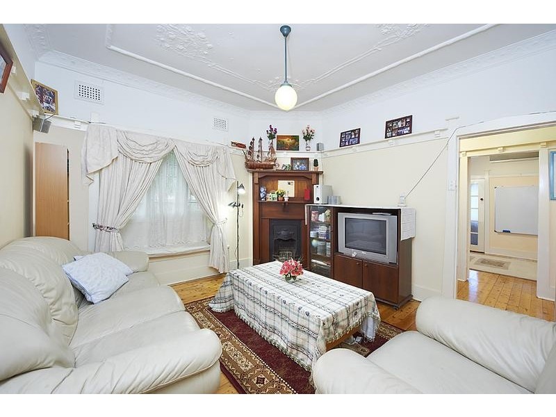 1 Carlisle Street, Ashfield NSW 2131