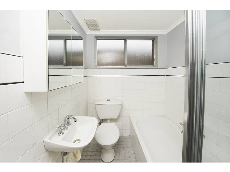 2/66 Kensington Road, Summer Hill NSW 2130