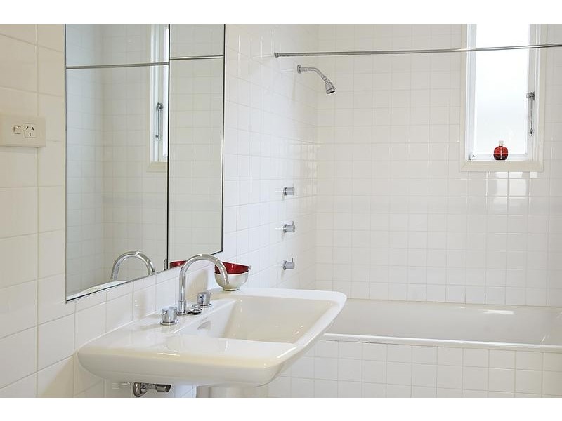 2 Charlecot Street, Dulwich Hill NSW 2203