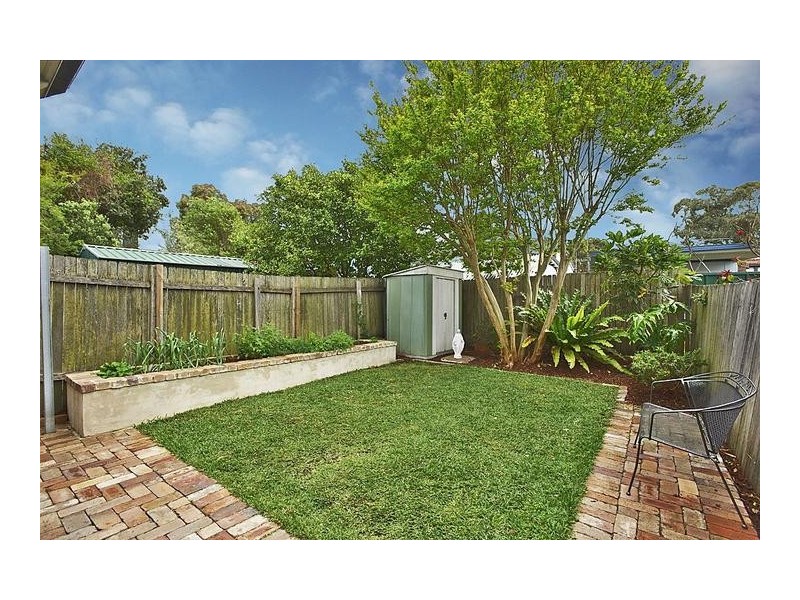 2 Charlecot Street, Dulwich Hill NSW 2203