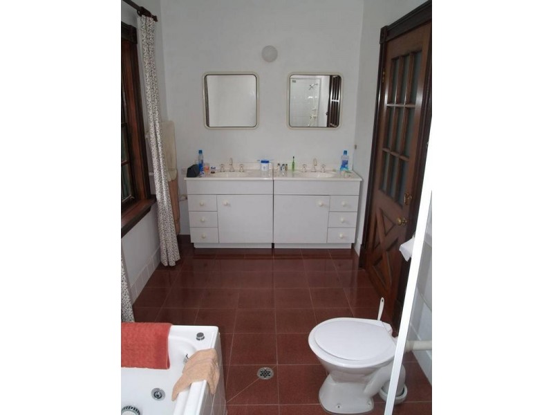11 Victoria Square, Ashfield NSW 2131