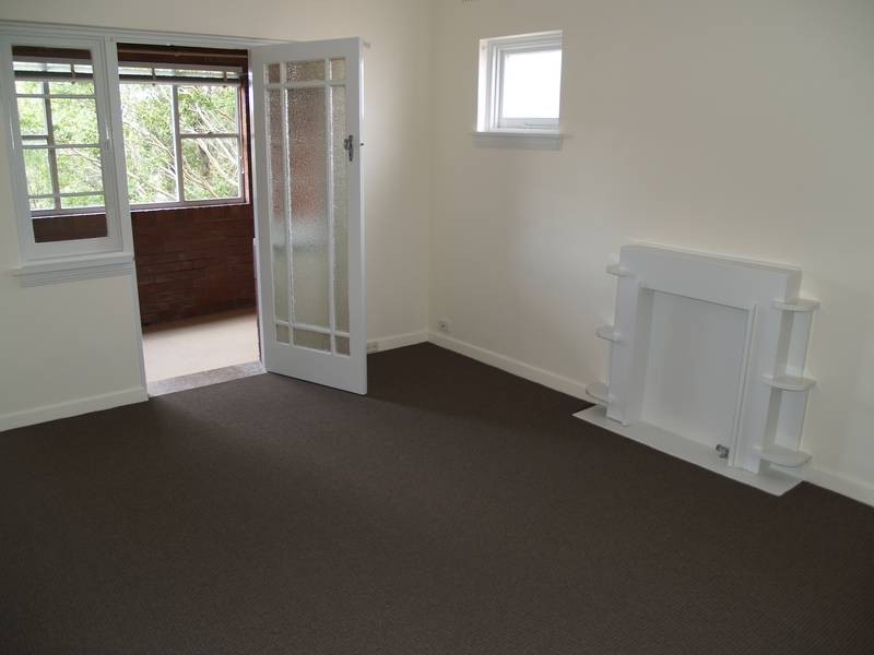 2/3B Rose Street, Ashfield NSW 2131