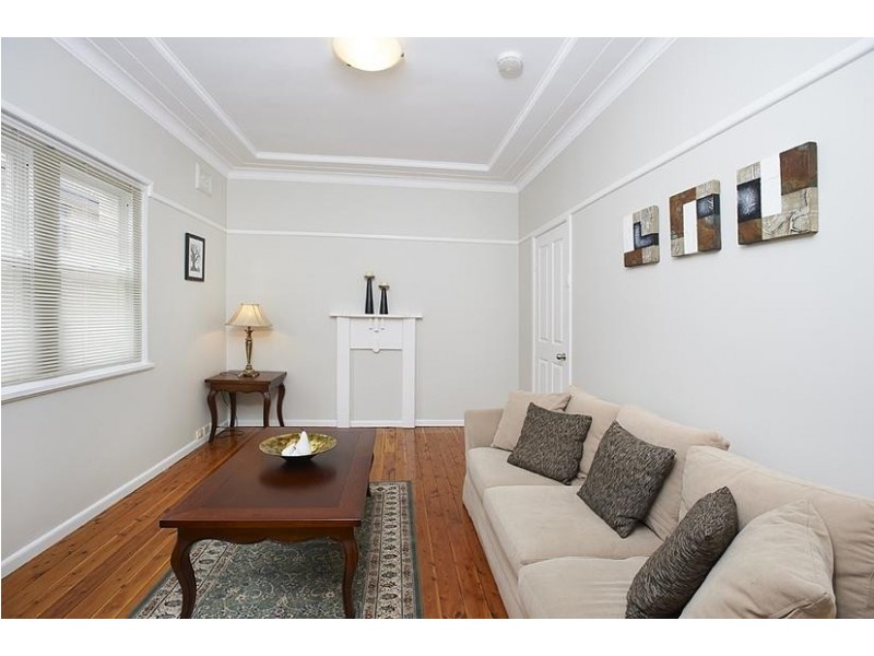 4/12a Henson Street, Summer Hill NSW 2130