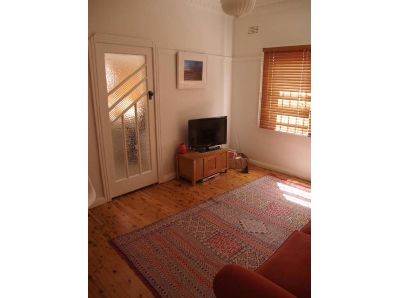 2/63 Queen Street, Ashfield NSW 2131