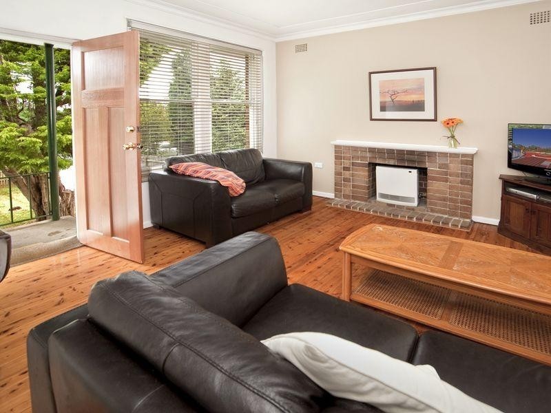 99 Frenchs Forest Road, Seaforth NSW 2092