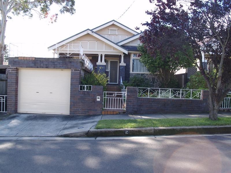 2 Yeo Avenue, Ashfield NSW 2131