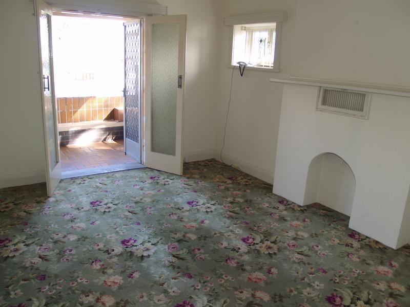 2 Yeo Avenue, Ashfield NSW 2131