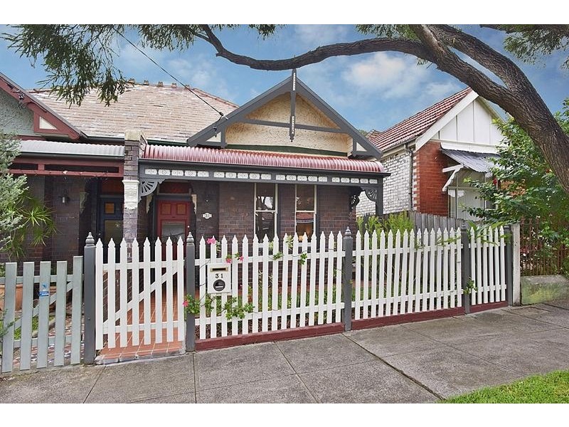 31 Charlecot Street, Dulwich Hill NSW 2203