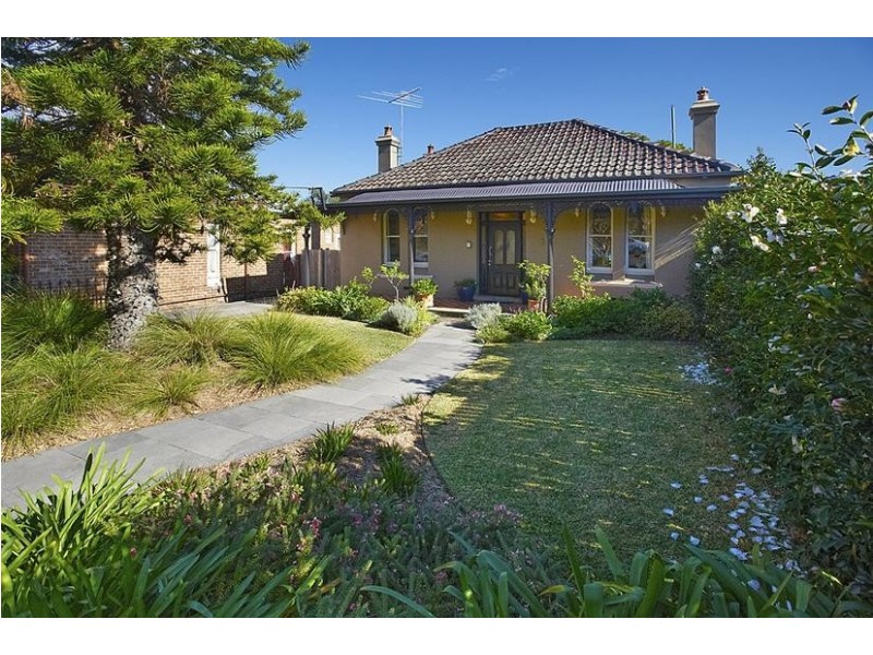 1 Service Avenue, Ashfield NSW 2131