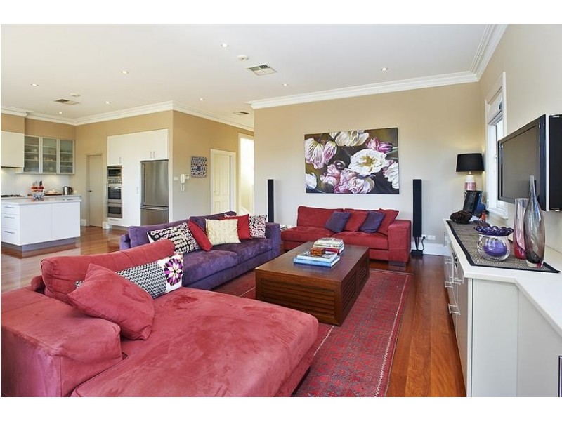 1 Service Avenue, Ashfield NSW 2131