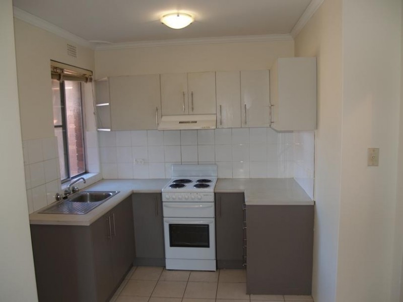 4/10 Oxford Street, Belmore NSW 2192